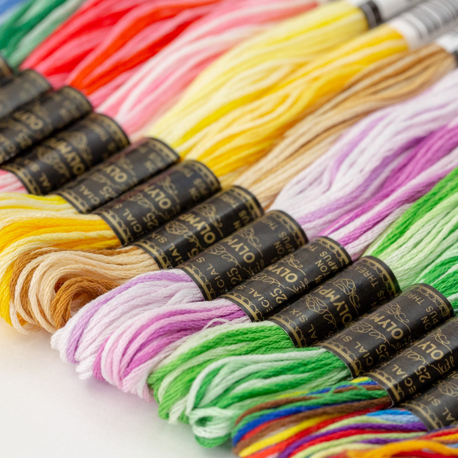 No. 25 embroidery thread, blur