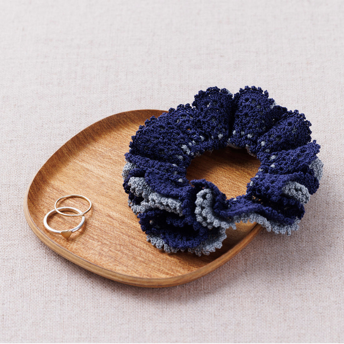 Bicolor scrunchie Pattern
