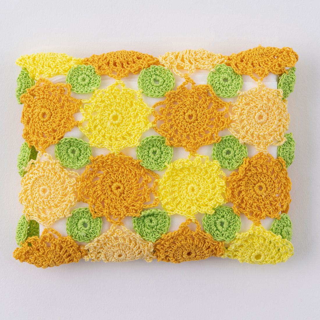 Motif connection tissue case knitting pattern