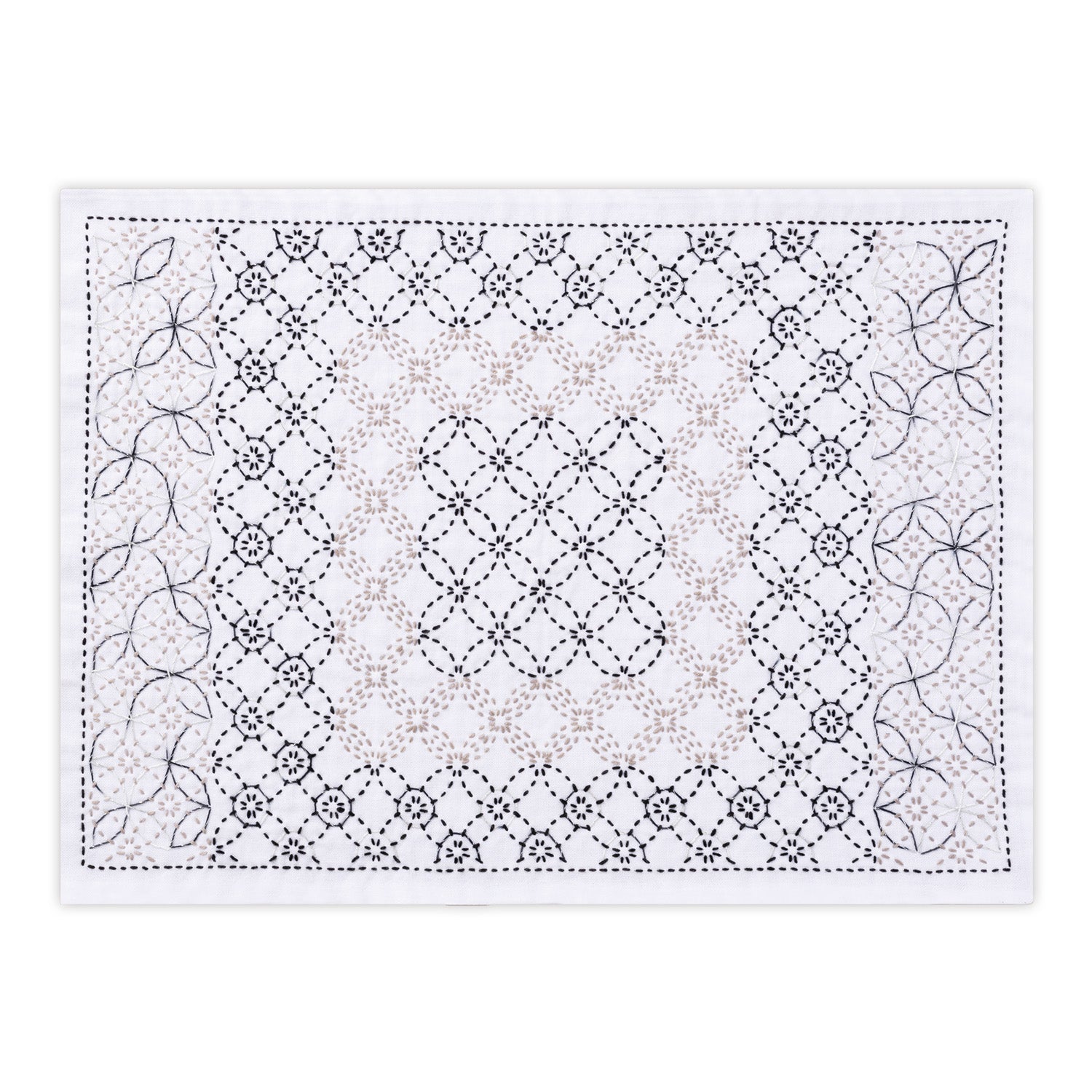 Akiakane バスマット 新品 40×70 フリル 刺繍 パッチワーク SK-500_sakuhin.jpg?v=1771979970
