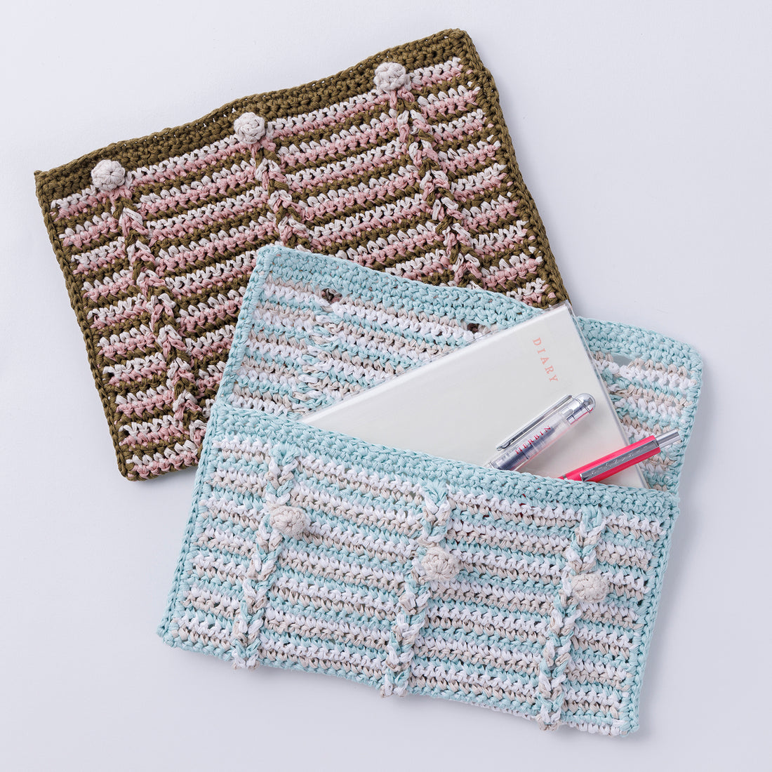 Chain Cable Pouch Knitting Pattern