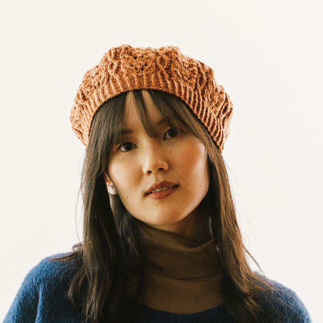 Openwork beret knitting pattern