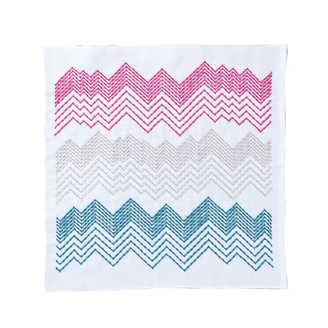 SK-457 Peaks (white)