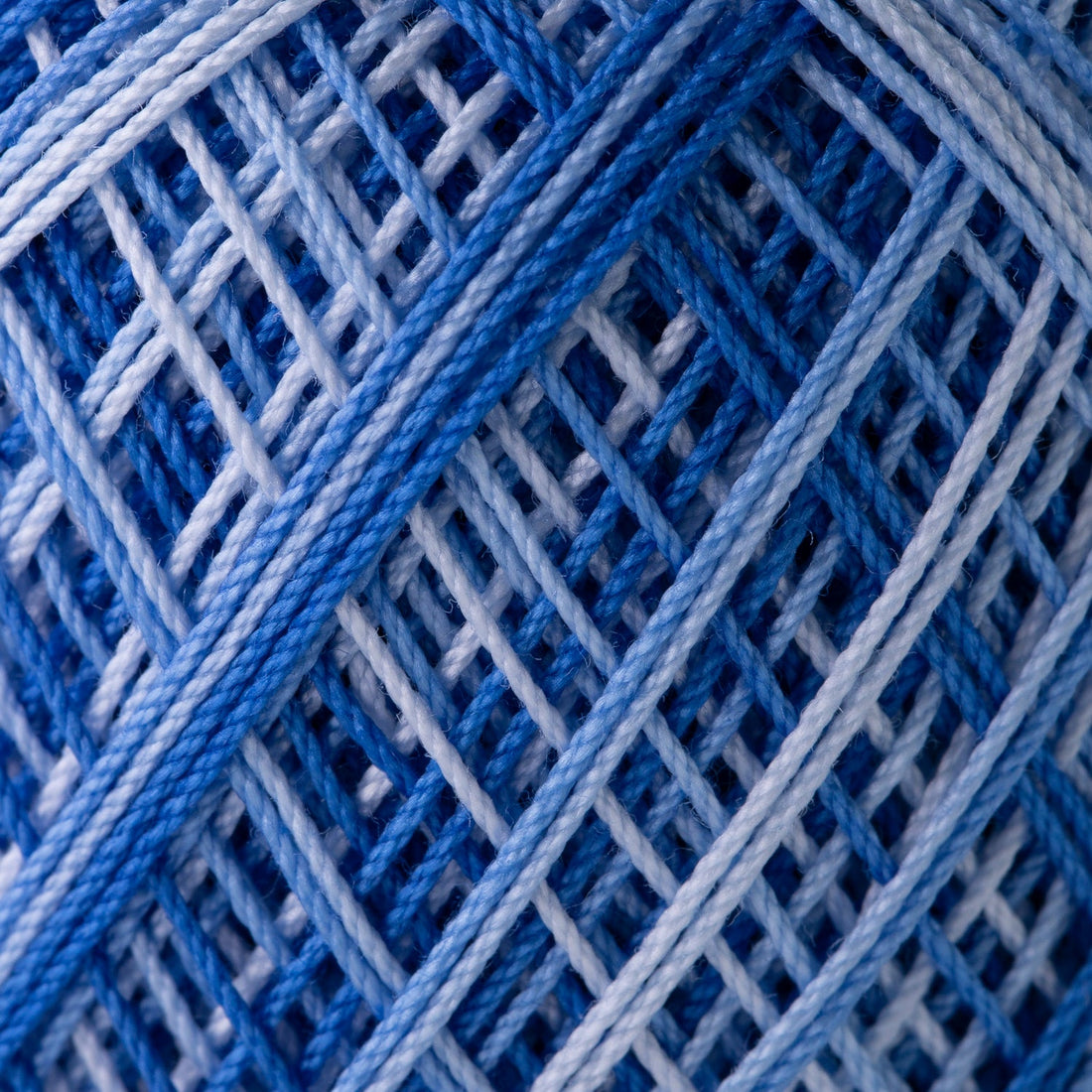 Gold Label No. 40 lace yarn, 10g ball, shaded