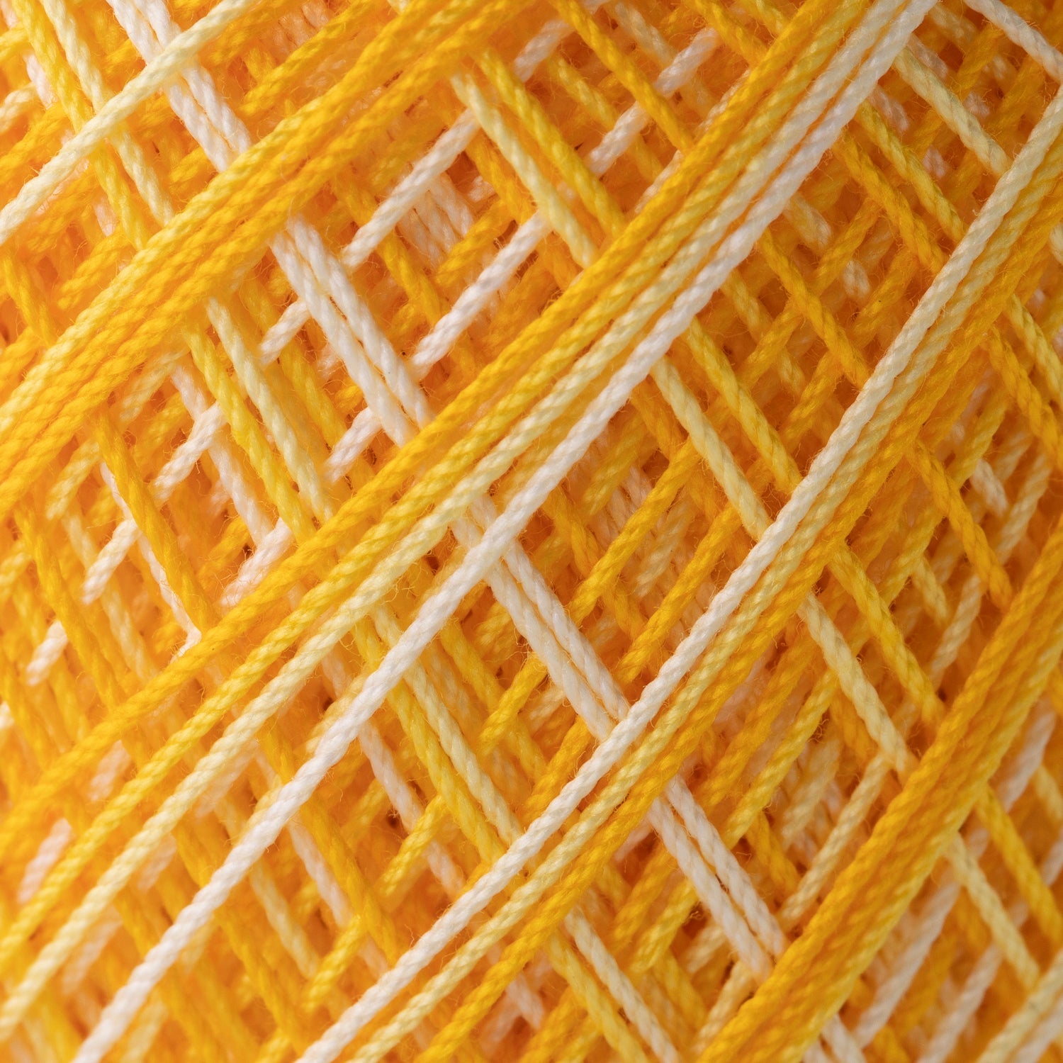 Gold Label No. 40 lace yarn, 10g ball, shaded