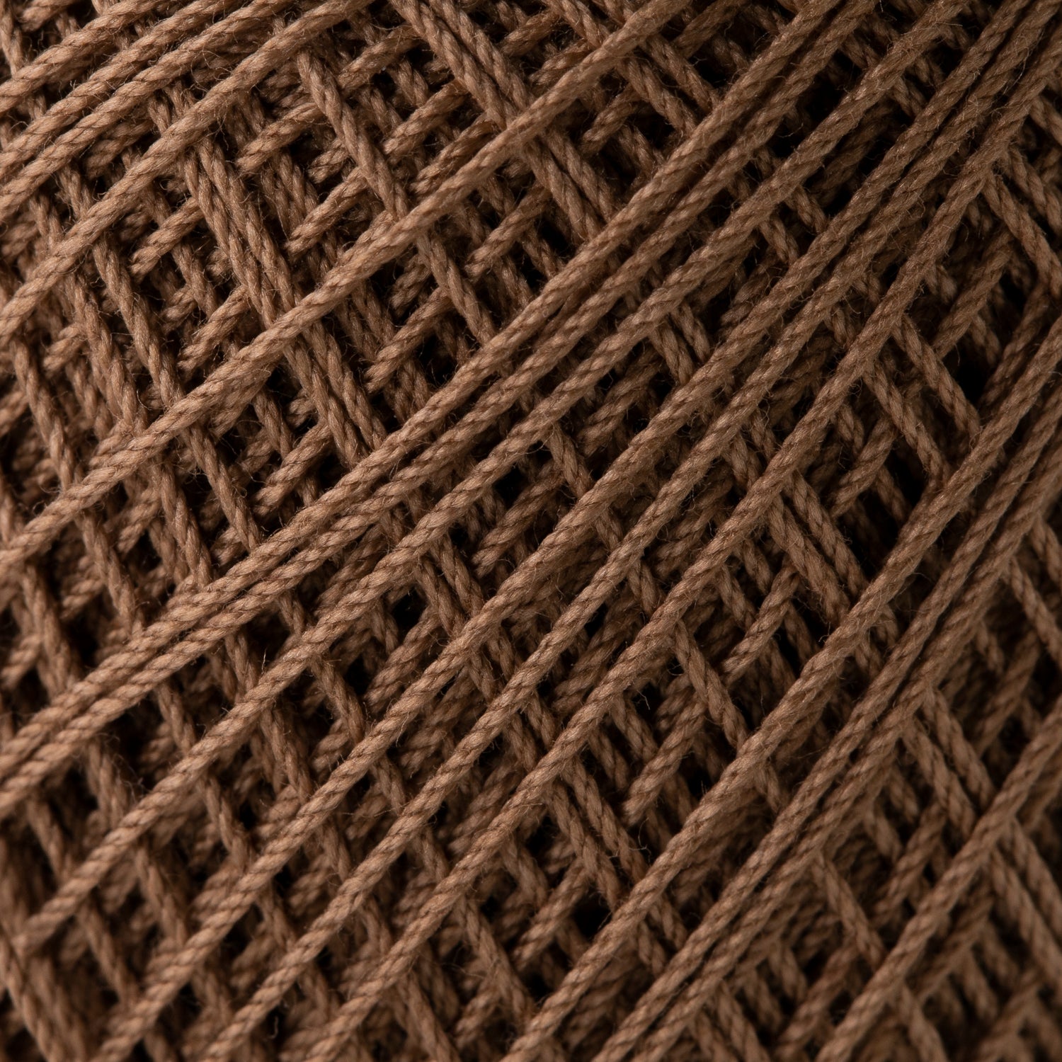 金票40番レース糸 10g玉巻