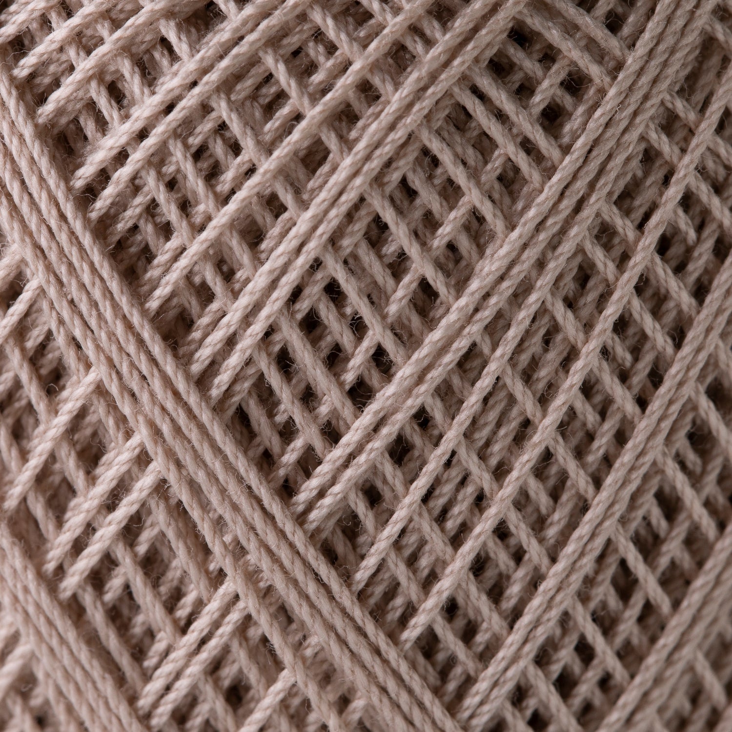Gold Label No. 40 Lace Yarn, 10g Ball