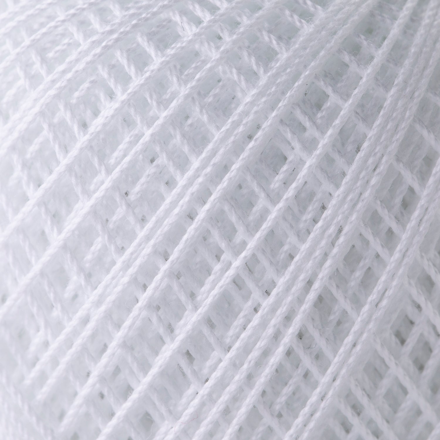 Gold Label No. 40 Lace Yarn, 10g Ball