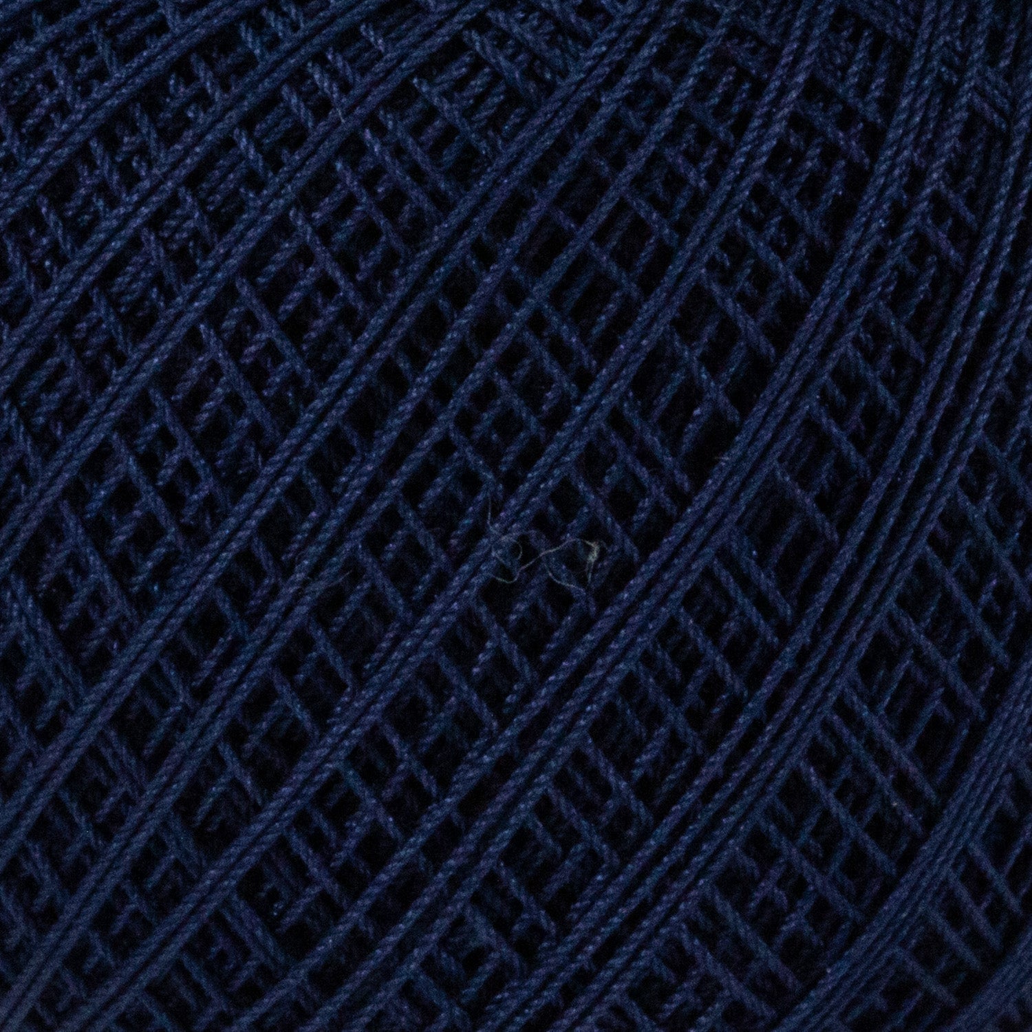 Gold Label No. 70 lace yarn, 5g ball