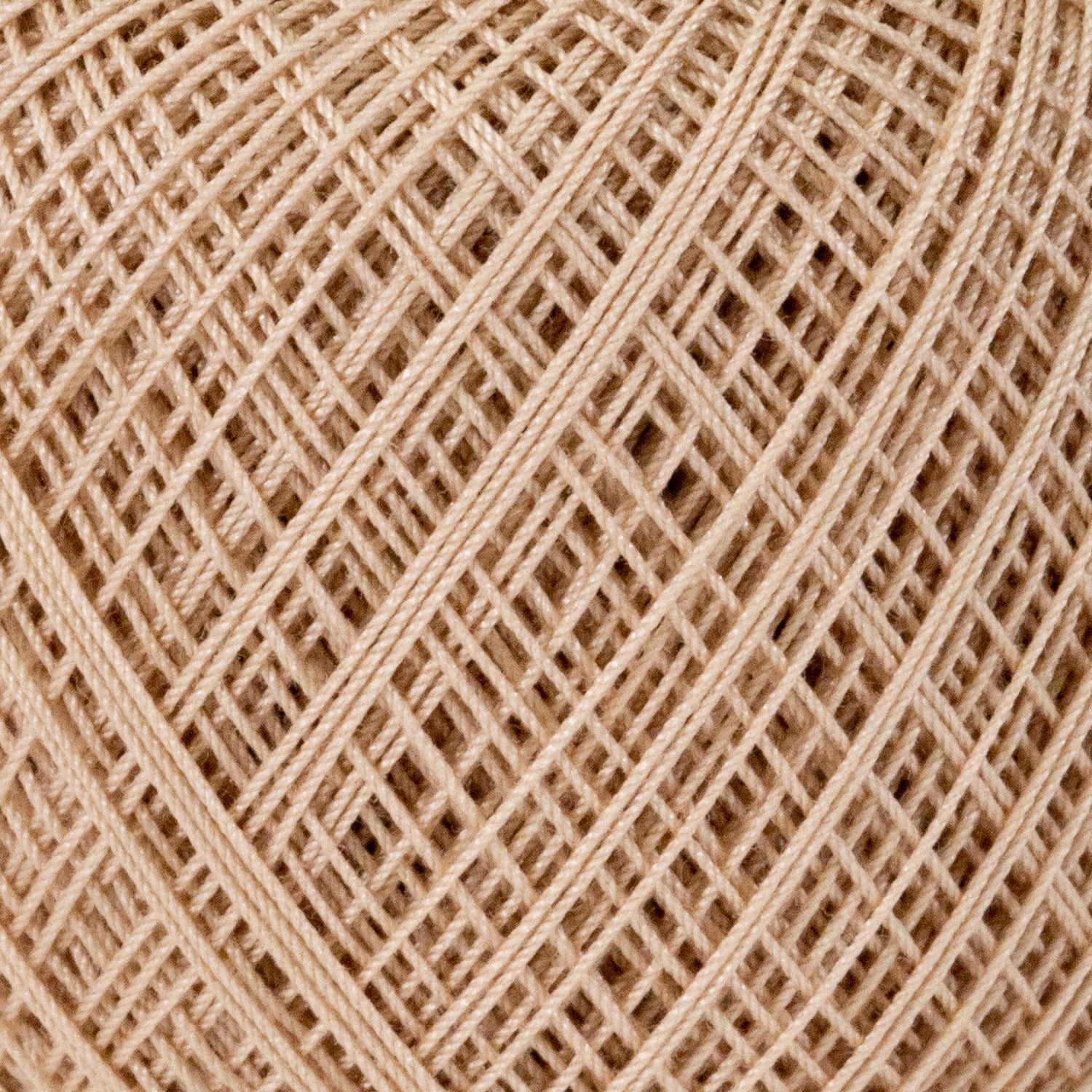 Gold Label No. 70 lace yarn, 5g ball