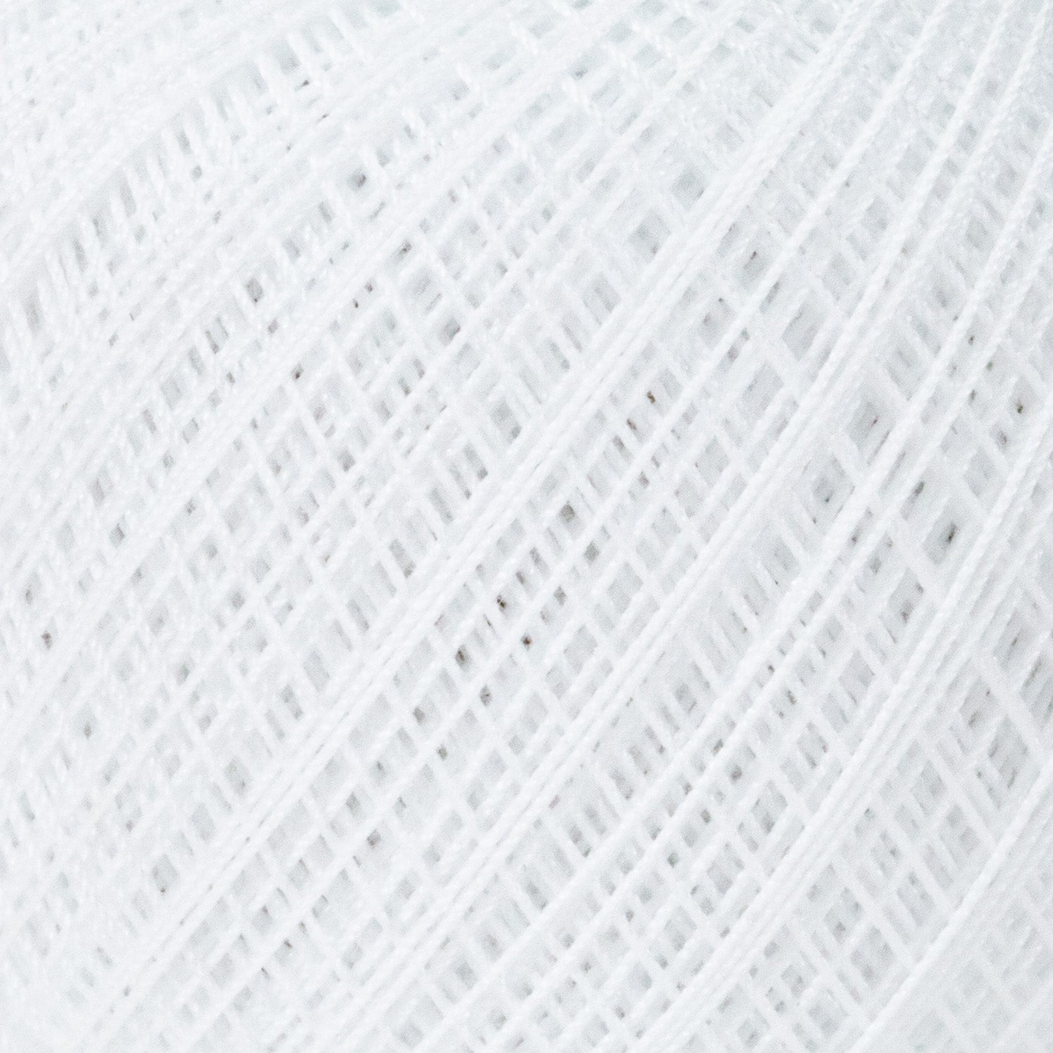 Gold Label No. 70 lace yarn, 5g ball