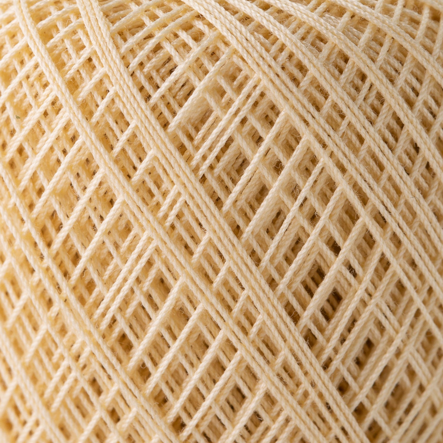 Tatting lace yarn thin 40m ball