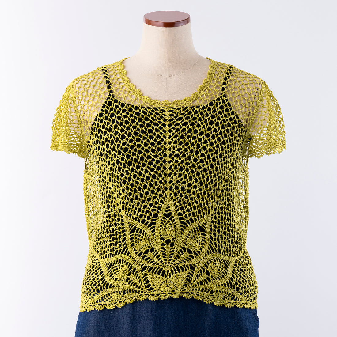 Pineapple and Net Pullover Knitting Pattern