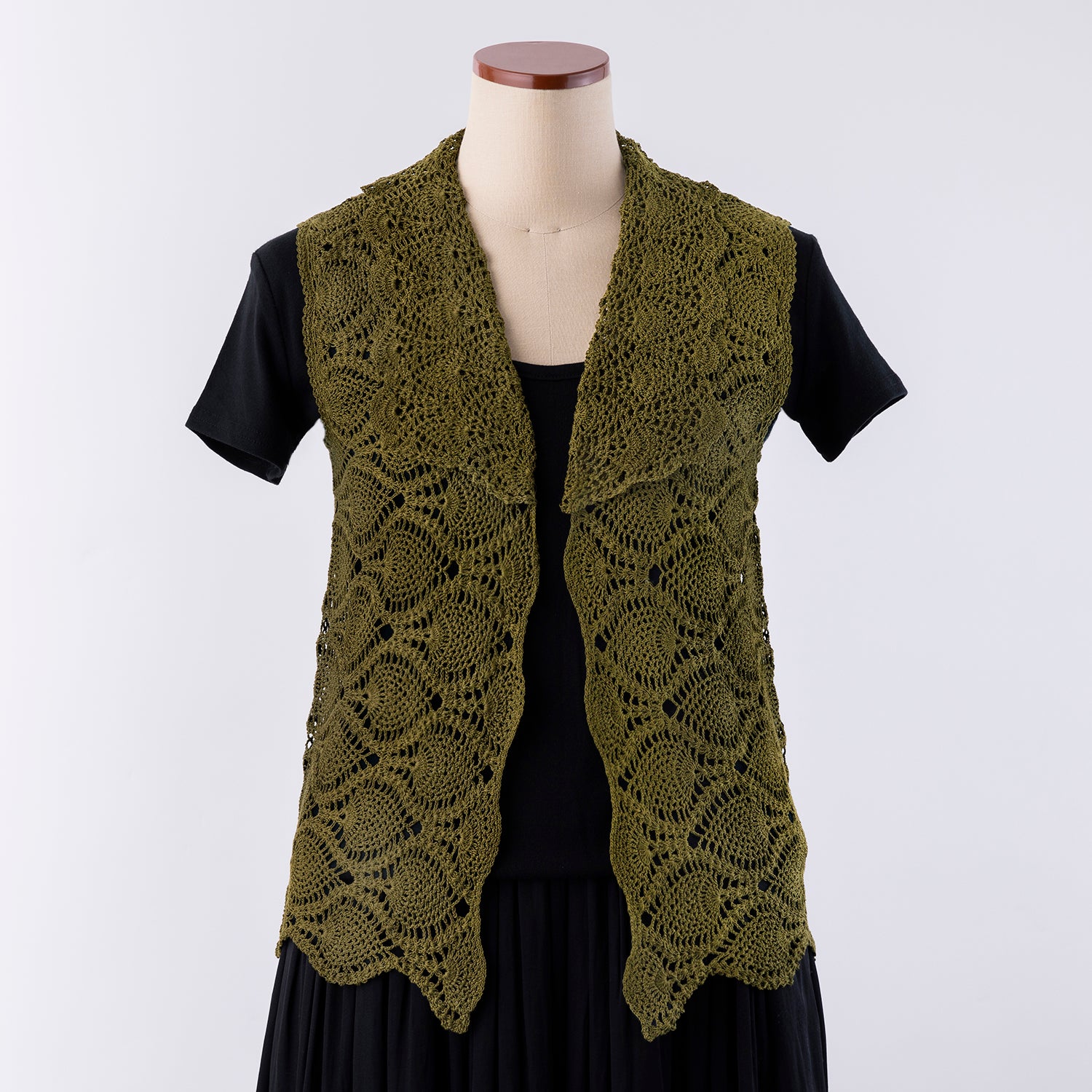 Pattern for knitting a pineapple vest