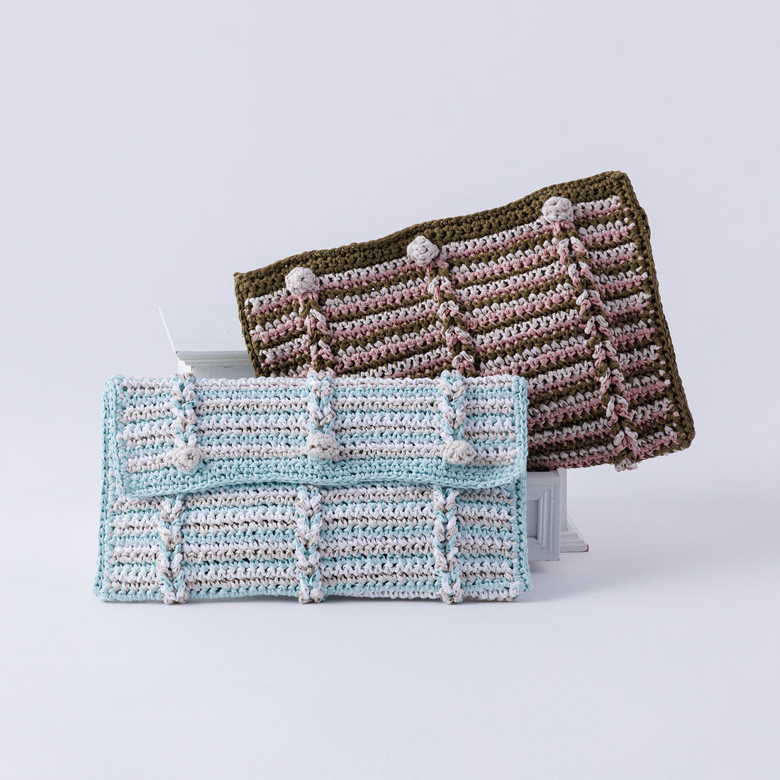 Chain Cable Pouch Knitting Pattern