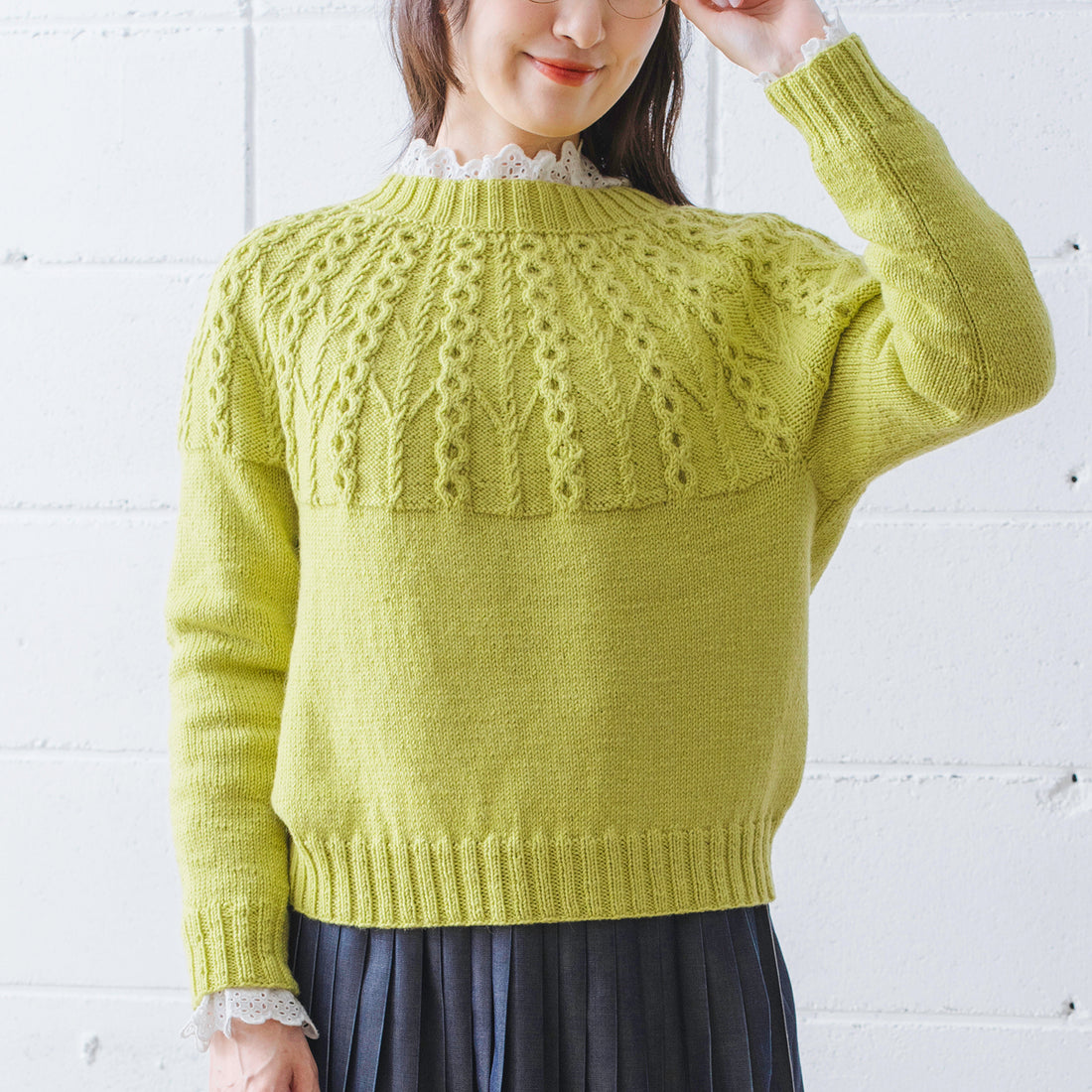 Round yoke Aran sweater knitting pattern