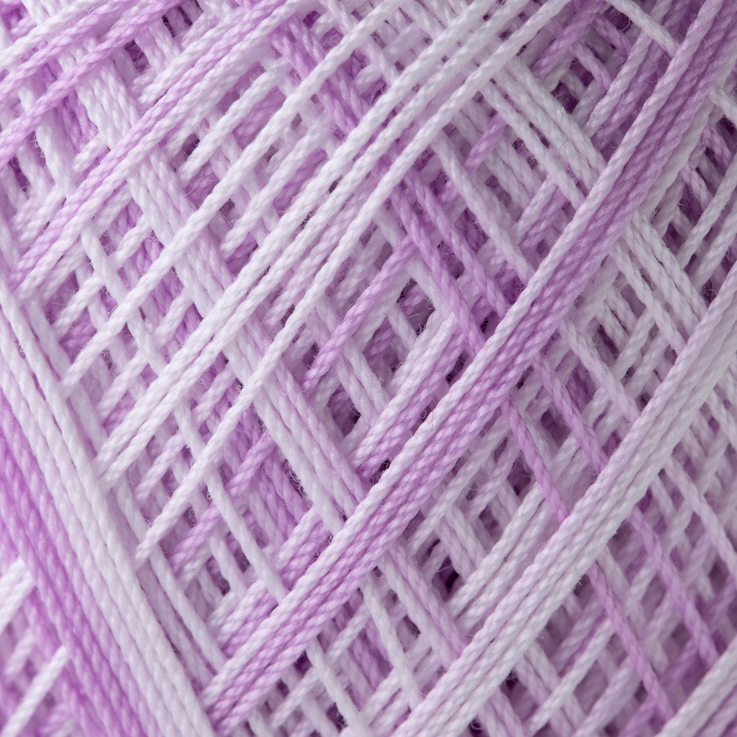 Gold Label No. 40 lace yarn, 10g ball, shaded